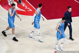 比赛胜负的决定权，应该交给球员图片