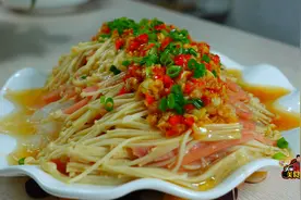 我家金针菇从不煮着吃，不炒不炸不煮汤，营养美味，上桌就扫光图片