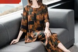 选购香云纱连衣裙买手感硬的还是手感软的？姆米数高的还是低的？图片