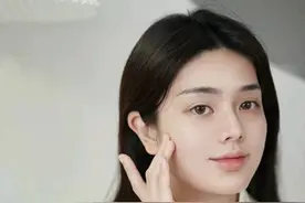 水乳不一定大牌才好用，这四款被忽略的国货水乳，保湿又补水图片