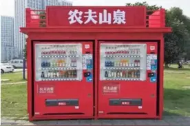 2块钱一瓶的矿泉水，厂家有多暴利？答案亮瞎您的眼图片