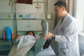 双“管”齐下除病痛——汾阳医院骨一科治疗椎间盘突出开展“二合一”手术图片