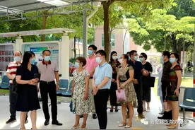 惠安县政协领导一行莅临惠安县医院调研指导公共卫生体系建设图片