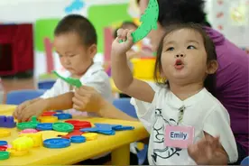 五种幼儿园“隐性暴力”，家长不易发现，会给孩子带来精神伤害图片