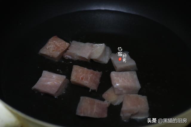 西洋参炖花胶排骨汤的做法与功效 2026年西洋参炖花胶排骨汤的做法与功