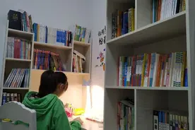 女儿的模拟试卷，难题都会，小题却常错，我这样提醒她图片