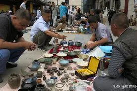 古玩市场假多真少 收到真品几率等于中奖图片