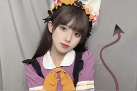 甜美少女丨不给糖就捣蛋图片