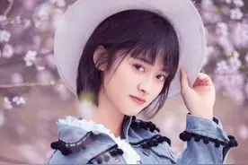 初恋脸，小清新，矮个子，小可爱，难怪武艺那么喜欢她——沈月图片