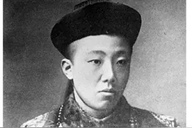宁摆地摊不做汉奸的大清王爷，毛主席亲自任命他为马政局顾问图片