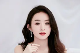 赵丽颖不愧是直男女神，长裙配流苏耳环，尽显高贵优雅气质图片