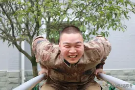 张张笑脸，见证新兵成长图片