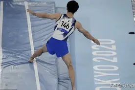 东京奥运会最燃的裁判们：即使身残志坚但依旧坚守岗位图片