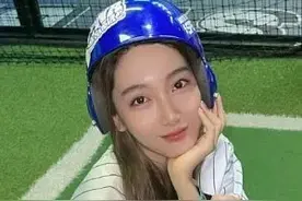 同样在17岁，奥运冠军张家齐还喜欢娃娃，都美竹却称自己不干净图片