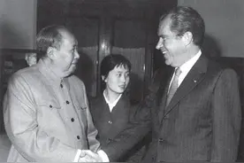 毛主席赠给尼克松的12个字就像预言一样，3个典故在今天一一验证图片