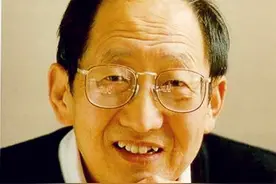 崔琦获得诺贝尔奖，为何他却告诉杨澜，当年宁愿留在河南农村图片