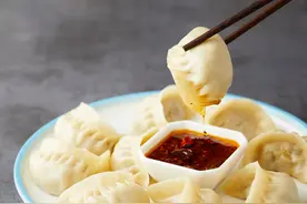 秋天吃饺子，就选茄子馅，多加2样食材，美味更营养图片
