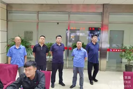 邯郸市复兴区副区长田东带队赴北京、唐山参会招商图片