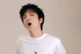热播剧小生模仿美女练习生，撒娇惊呼惟妙惟肖，网友：好过原版图片
