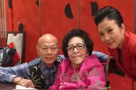 何鸿燊胞姐八姑娘何婉鸿：曾暗中帮助四太壮大赌场势力对抗十姑娘图片