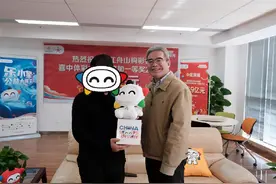 他来了！2.69亿巨奖得主现身：27倍倍投是习惯，算真正见证体彩的公信力了图片