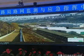 G30宝天路临时交通管制图片