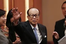 中国隐形首富家族：祖孙三代均为首富，家族资产超万亿力压李嘉诚图片