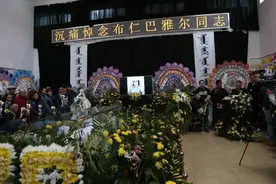 治愈神曲《吉祥三宝》，为什么这些年没听过？原来是家生变故了图片