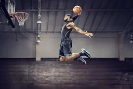 NBA球星腿有多恐怖？詹姆斯大腿粗如水桶，而他的腿比乔丹更完美图片