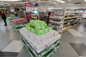 推动贵阳贵安高质量发展主题采访｜记者带你领略云上方舟智慧购物中心慢生活图片