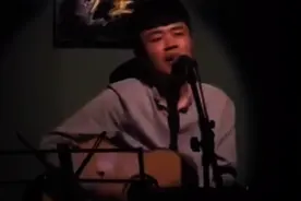 陈硕子《凌晨三点》完整版，非常走心！超喜欢的一首民谣视频封面