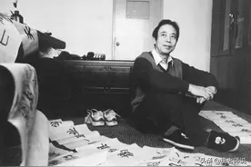 硬笔书法第一人庞中华，曾盛极一时，如今被专家唾弃：俗不可耐图片