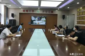 经开第一中学迎接 "星级校园书屋"评审图片