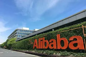 阿里巴巴正在被围剿，已经到了悬崖边上图片