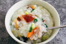 皮蛋瘦肉粥怎么做最好吃？牢记小窍门，香浓绵滑，电饭煲也能做图片