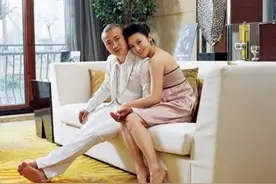又一个男明星“人设翻车”：他还真把自个当成了“皇上”图片