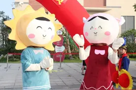 开学第一天！金湾学校花样百出迎新生！满满的仪式感！图片