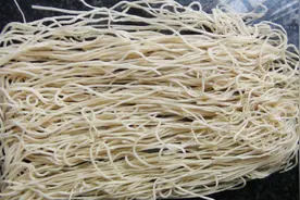 折子粉，一种本地特色粉条，这样吃，汤鲜粉滑，大家不妨一试！视频封面