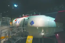 【魅力江苏】“上天入海”，体验“神舟号”“蛟龙号”内舱生活||去扬州科技馆，乐享科学的魅力图片