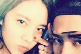 张一山宋妍霏恋情被曝，曾经答过张一山是否爱杨紫的我被打脸图片