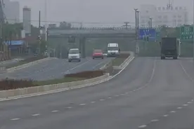 架空线全部入地！宝山区祁连山路提档升级图片