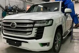 丰田开始“搓大招”，新版兰德酷路泽直上3.5T+V6，这谁扛得住图片