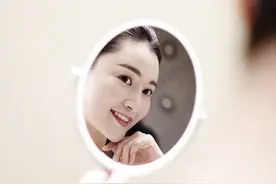 雌激素充足的女人，身上一般有4种表现，若你都有，真是恭喜了图片