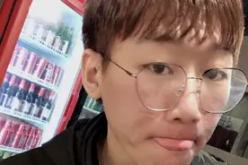 LOL某主播怒喷IG打野Ning王，Ning王排对面打爆他分分钟打脸图片