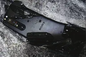 再迎夜月圆满，盼得佳人归返。XPERIA1Ⅱ体验测评图片