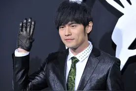 凭一己之力对抗“韩流”周杰伦他凭什么，被称为央视“亲儿子”？图片