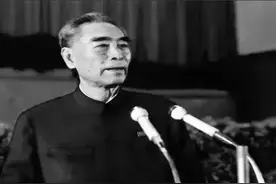 周总理的最后人生路：抱病参加国庆招待会，将工作移交给邓小平图片
