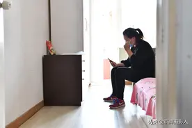 不爱拍照的16岁女孩，扔掉所有镜子，哭诉不想耽误父母余生图片