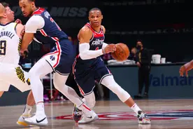 NBA两大神迹！库里41+8+8三分！威少14+21+24！勇士要进季后赛了图片