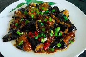 蒜香茄子的家常做法，一道超级下饭菜，喜欢吃茄子的一定收藏图片